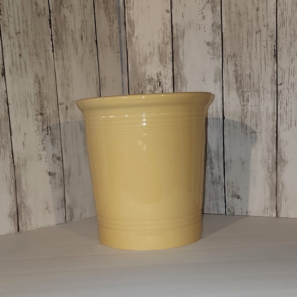 Fiestaware Retired Ivory Canister Crock *Please see active listing* - Picture 4 of 5